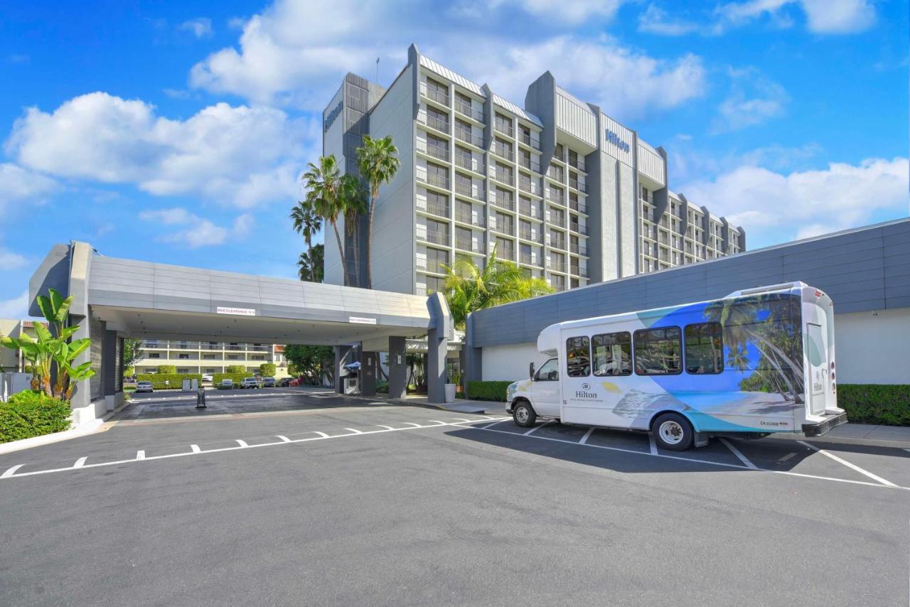 Hilton Irvine/Orange County Airport Hotel Exterior photo